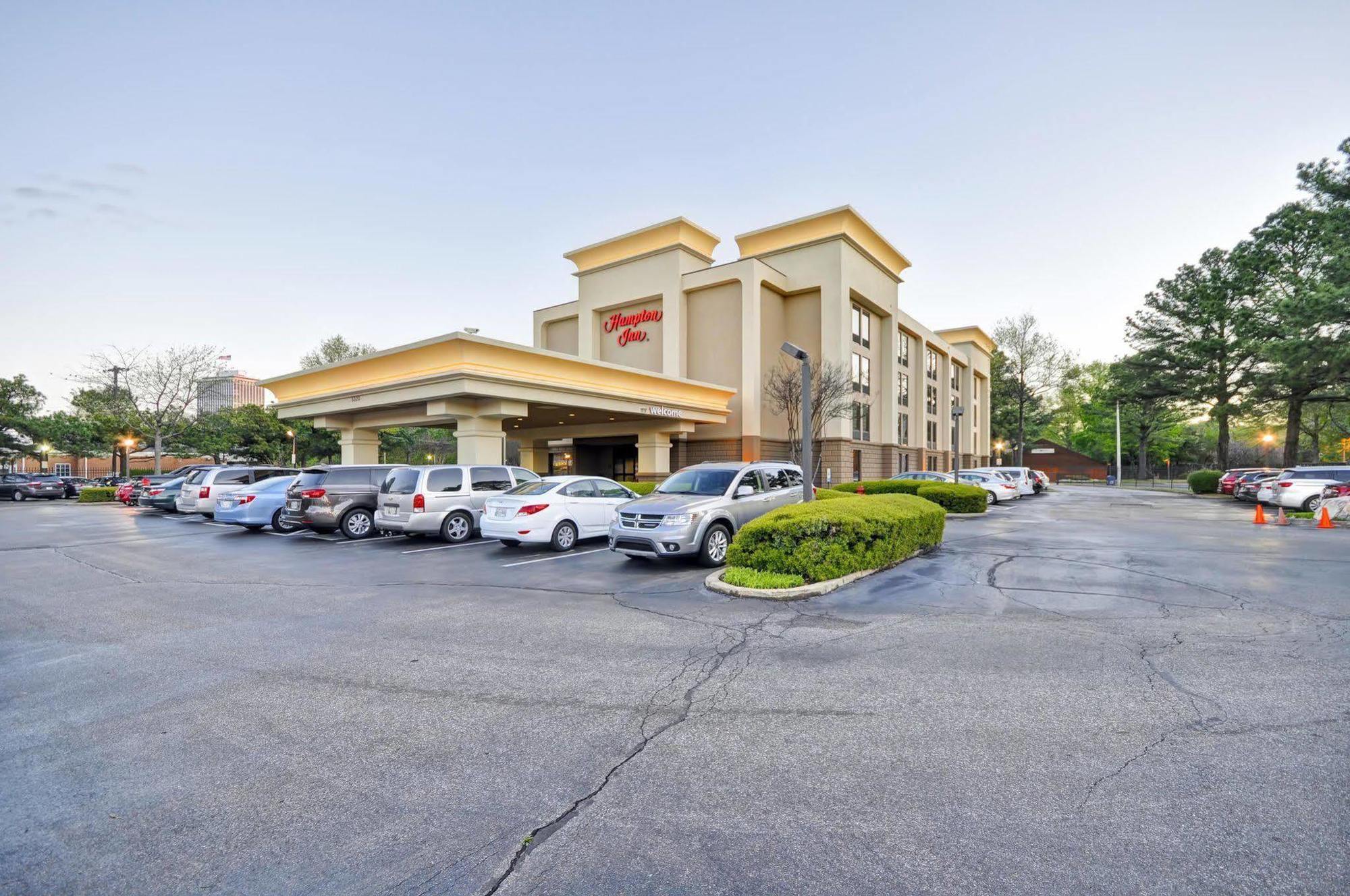 Hampton Inn Memphis Poplar Екстер'єр фото